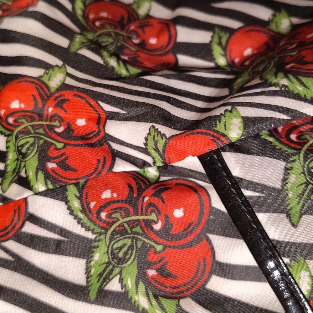 Vintage Betseyville Betsey Johnson Reversible Cherry Print Zebra Striped Tote - Picture 4 of 14